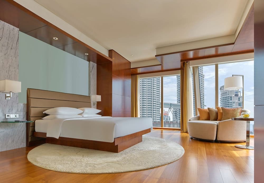 Grand Suite (Tower View)