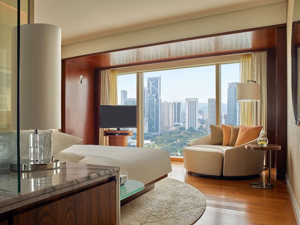 Grand, Executive Suite